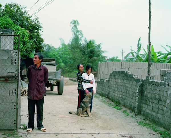 Photo exhibition on Vietnamese repatriates